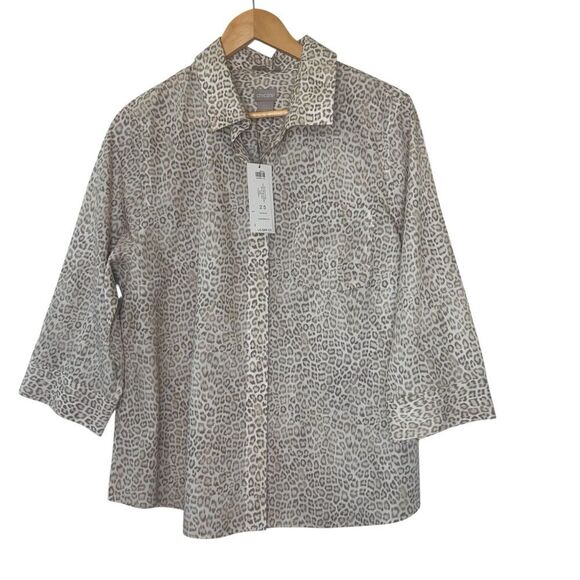 NWT Chico’s sand beige  3/4 sleeve leopard no iron button up shirt size 14 - Picture 3 of 7